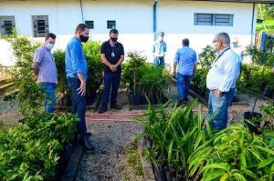 Secretário de Agricultura e Abastecimento de SP visita Núcleo de Produção de Mudas em São Bento do Sapucaí