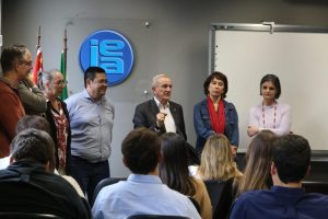 Secretaria de Agricultura recebe alunos do Ibmec