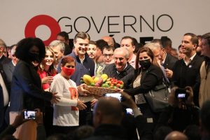 Secretaria de Agricultura e Abastecimento do Estado de São Paulo realiza entregas no Governo na Área em Araraquara