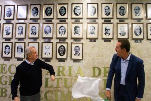 Secretaria de Agricultura e Abastecimento descerra a foto do ex-secretário Itamar Borges na galeria dos secretários