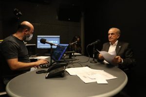 Secretário de Agricultura realiza rodada de entrevistas com rádios do interior