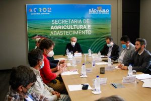 Representantes do setor de pesca artesanal do Litoral Norte de São Paulo são recebidos pelo Secretário de Agricultura