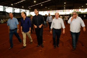 Governador Rodrigo e Secretário Francisco Matturro acompanham o Campeonato Nacional de Quarto de Milha, em Araçatuba