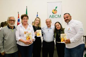 Secretário de Agricultura e Abastecimento participa do 12° dia dos citros de mesa e do 23° dia da tangerina