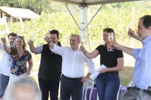 Secretário de Agricultura participa de reunião da Câmara Setorial da Uva e do Vinho em Indaiatuba
