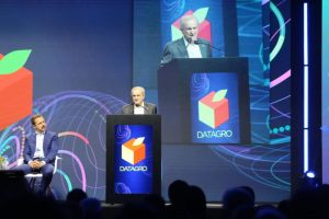 Secretário de Agricultura e Abastecimento de SP participa da abertura da 22a Conferência Internacional DATAGRO sobre Açúcar e Etanol