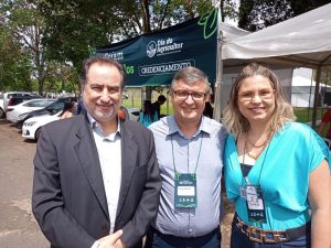 Adriano Quercia representa o Secretário de Agricultura na abertura do Dia do Agricultor em São José do Rio Pardo