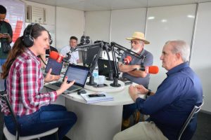 Secretário de Agricultura e Abastecimento, Francisco Matturro, concede entrevista a CBN durante 59° Expo Rio Preto