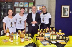 Secretário de Agricultura e Abastecimento de SP participa do 4o Dia Nacional da Abelha no Instituto Agronômico de Campinas (IAC)