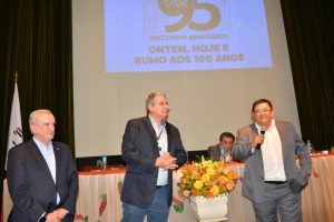 Secretário de Agricultura participa da comemoração dos 95 anos do Instituto Biológico