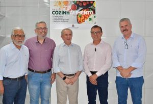 Secretário de Agricultura e Abastecimento do Estado inaugura unidade do Cozinhalimento em Capela do Alto