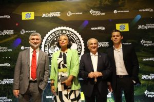 Secretário de Agricultura e Abastecimento do Estado participa da entrega do Prêmio Melhores do Agronegócio