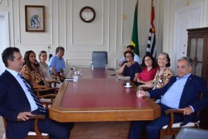 Instituto Biológico recebe visita do Secretário de Agricultura e Abastecimento