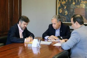 Secretário de Agricultura e Abastecimento de SP recebe prefeito de Brotas