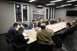 Secretaria de Agricultura recebeu representantes do setor da borracha natural para ouvir a cadeia produtiva e tratar de providências que possam auxiliar a produção estadual