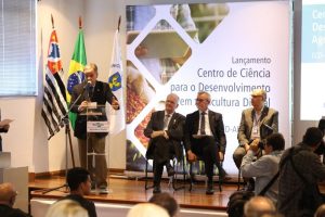 Governo de São Paulo e Secretário da Agricultura prestigiam lançamento do Centro de Ciência para o Desenvolvimento de Agricultura Digital