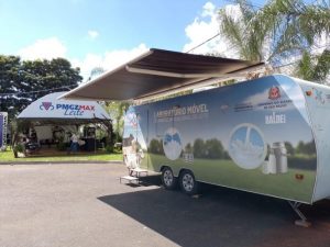 Com Laboratório Móvel de Análise da Qualidade do Leite, IZ marca presença no Torneio Leiteiro da 88ª ExpoZebu