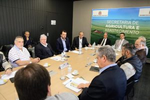 Secretaria e ABPEL debatem melhorias ao setor do limão de São Paulo