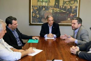 Secretaria de Agricultura recebe visita do deputado federal Fausto Pinato