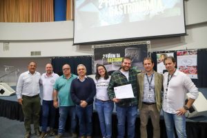 Produtores artesanais recebem registro durante encontro gastronômico em São José dos Campos