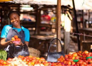 DIA DO FEIRANTE: Profissão resiste ao tempo e contribui para a economia do agro paulista