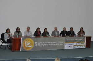 Instituições da Apta e da Embrapa premiam 32 bolsistas de iniciação científica