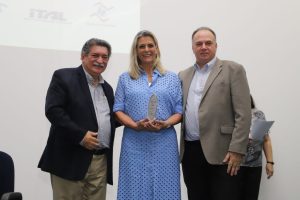 “PRÊMIO APTA SEMEADOR DO FUTURO” homenageia servidores e personalidades de destaque no agro em 2023