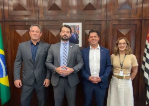 Produção de fertilizantes em Itapetininga é pauta de reunião na Secretaria de Agricultura