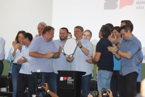 AGRISHOW 2024: SAA entrega títulos agrários em prol da Paz no Campo no Estado de SP