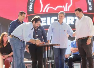 FEICORTE – Secretaria de Agricultura de SP assina protocolo para recuperar pastagens degradadas no Pontal do Paranapanema