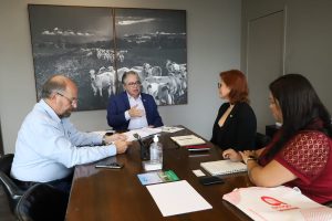 Secretaria de Agricultura fecha parceria com Feira internacional