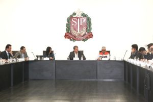 ESTIAGEM: Governo de SP amplia ações de enfrentamento aos incêndios em parceria com iniciativa privada