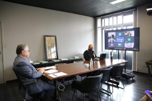 Feira internacional de fruticultura é tema de reunião na Secretaria de Agricultura