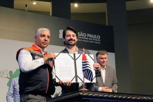 Secretaria de Agricultura e Defesa Civil assinam termo de cooperação para combater eventos climáticos adversos e incêndios florestais