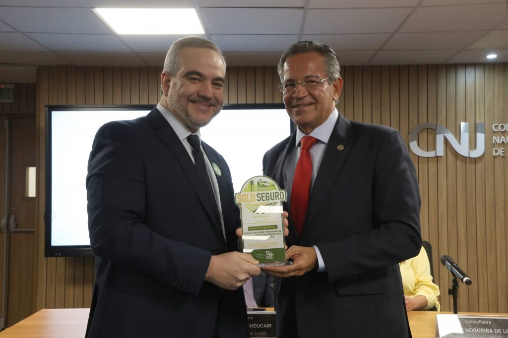 Fundação Itesp recebe Prêmio Solo Seguro por trabalho de regularização fundiária em São Sebastião