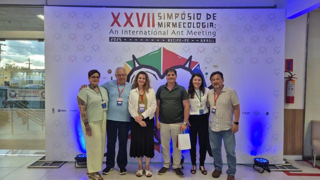 Coordenadora do Instituto Biológico é escolhida como uma das “rainhas pioneiras” do estudo das formigas no Brasil