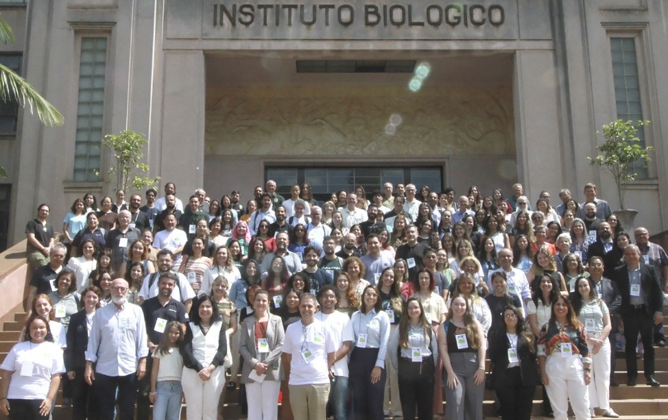 Excelência reconhecida: celebrando 20 anos, Pós-graduação do Instituto Biológico alcança nota 5 da CAPES