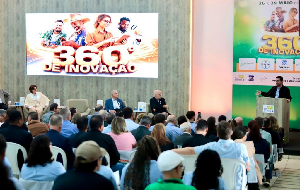Governo de SP destaca avanços em pesquisa e defesa agropecuária na abertura da Expocitros 2026